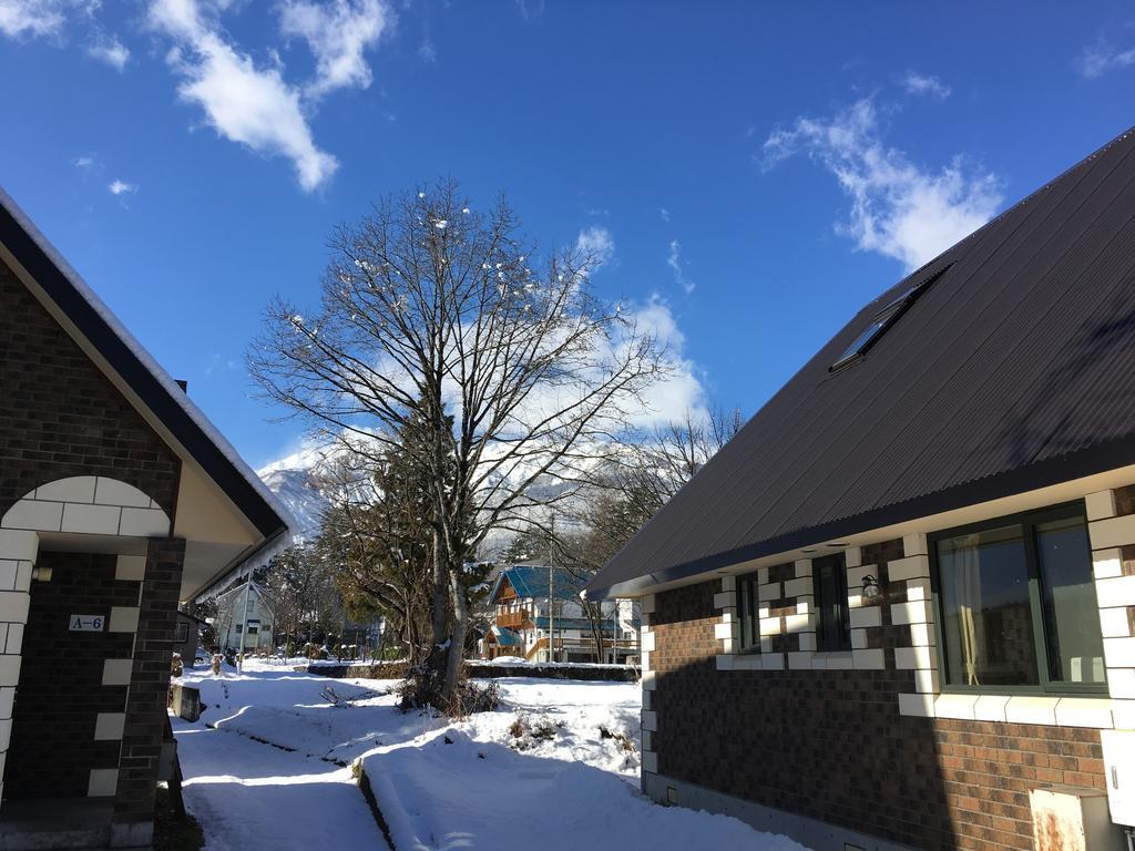 Alpine Chalets Hakuba Extérieur photo